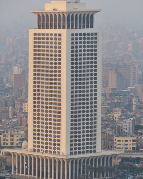 Along central Cairo’s Nile Corniche stands the crisp grandeur of another enormous state institution: