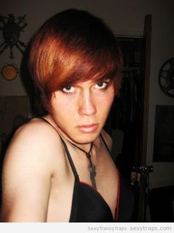 amateur-tranny:  Sexy Tranny Trap Pictures