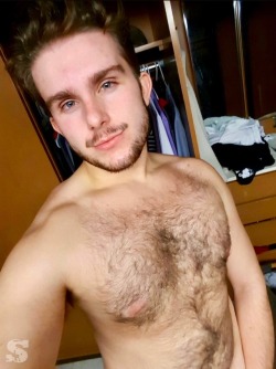 scruffyscruffies:Adam 19y/o Ohio