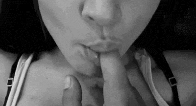 hellotittyfuck:  Let me show you how good I am with my mouth.