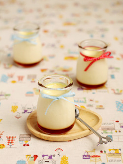 Fyomnomnom:  Japanese Custard Pudding なめらかプリン By Pig-Gy On Flickr.