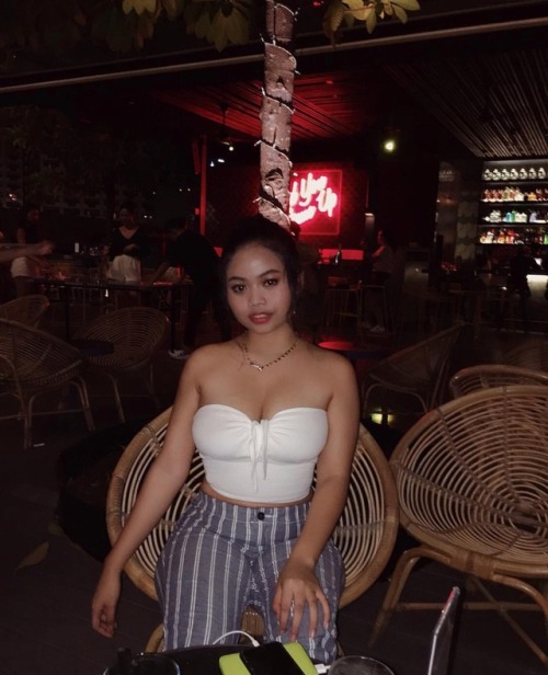 scottddin: Some BJ and tits fuck will be nice