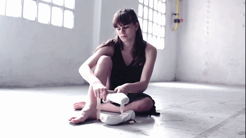 prostheticknowledge:  E-TRACE Performative dance and wearable tech project by Lesia