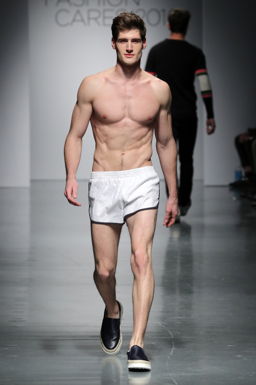 boyzoo:  Ryan Tift at Jeffrey Fashion Cares 2016