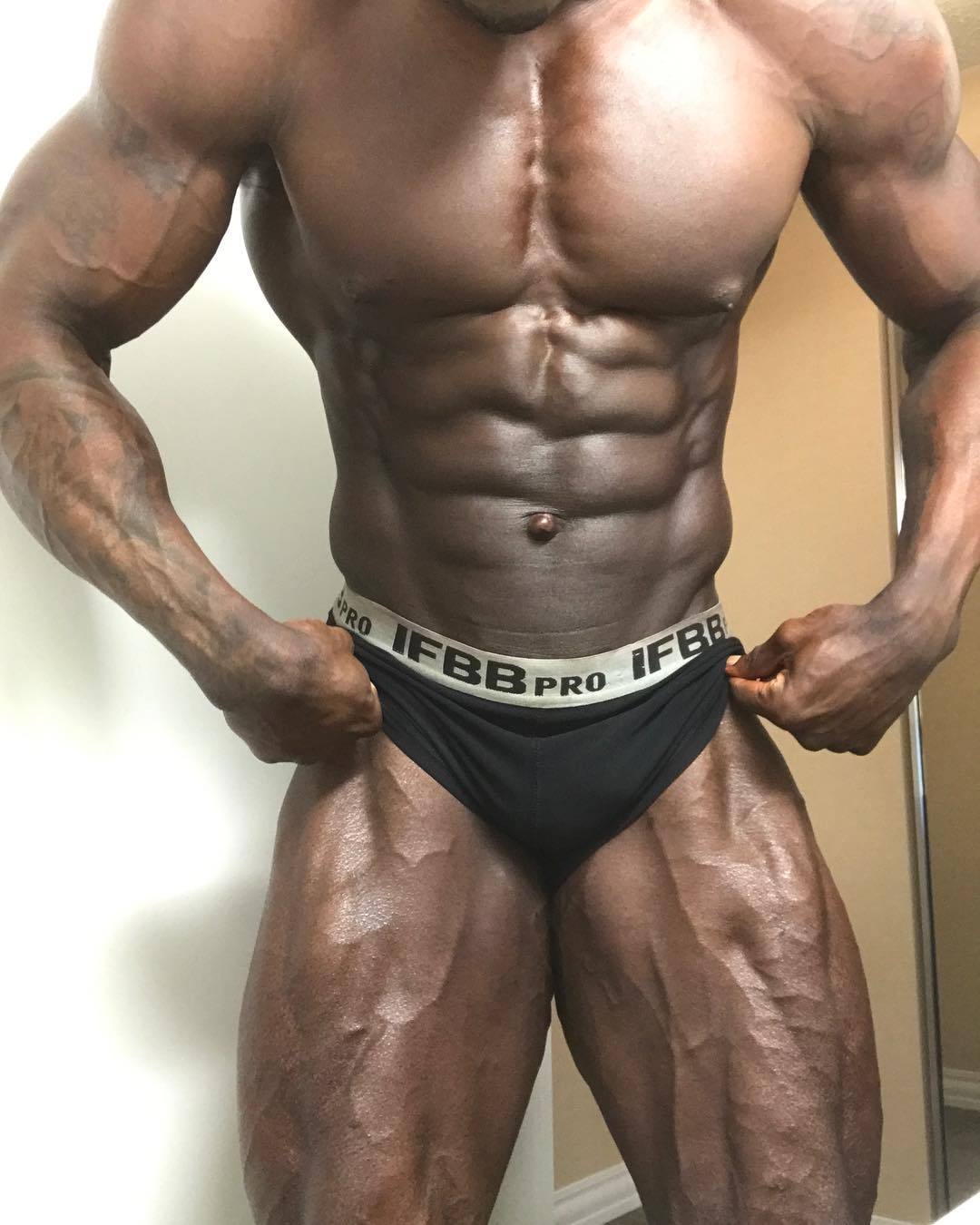 nicephysiques:  William Gregory (@iamwilliamg)