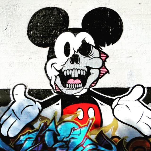 WizuS on Tumblr: 🌀🌀🌀🌀 High Art 🌀🌀🌀🌀 #repost #mickey #disney #toon # mickeymouse #skull #wall #graffiti #wallart #paintart #streetart  #urbanart...