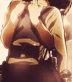 junnkos:    It’s Eren… Eren was eaten by that Titan back then. What just happened here?   