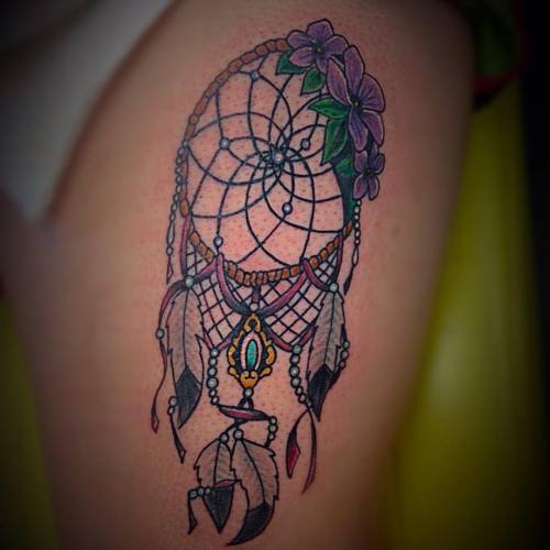 Got to start the day off with this really fun piece #color #colortattoo #dreamcatcher #dreamcatchert