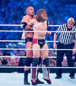 fishbulbsuplex:  Triple H vs. Daniel Bryan