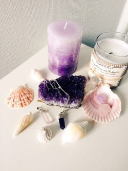 tanakas:  i made a mini altar in my dorm