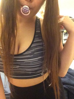 littlegvrl:  🎀 Guess who managed to do pigtails even though her hair is too long and her arms are too short 🎀