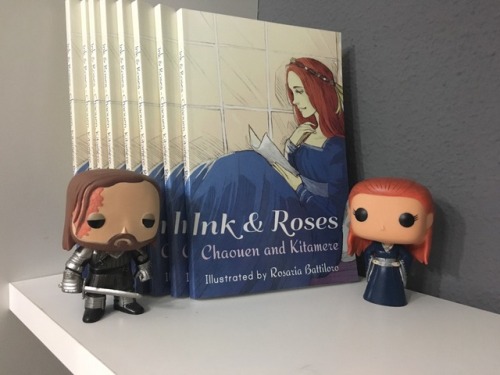 chaouenmadrid: Look what came today, SQUEEEEE!!! The printed version of Ink & Roses, my first re