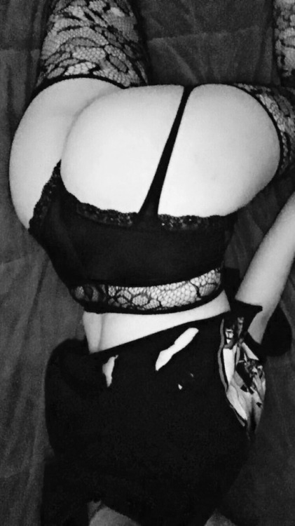 getmoney-fuckbitches: Formerly @baby-girl-tweaker now @cillathealien101 Real nasty cunt with a holie