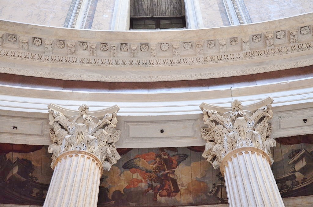 last-of-the-romans: Interior of the Pantheon, Rome. 
