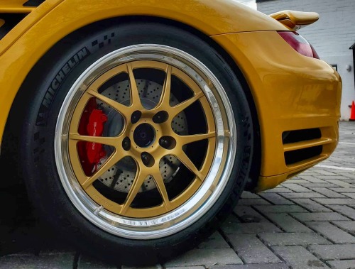 When you need a little warm sunshine. Nash Tehrani’s gorgeous 997.1 Porsche 911 Turbo by Autohaus So