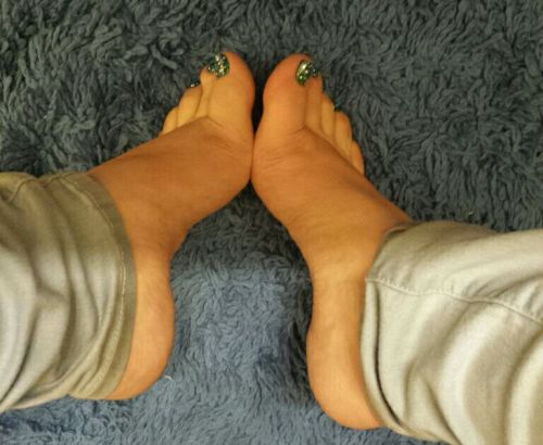 chubbyprincesssss: Tell me what you thinkYou have very beatiful feets