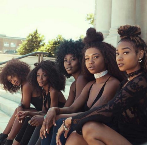 afrodesiacworldwide: MELANIN@afroellemag