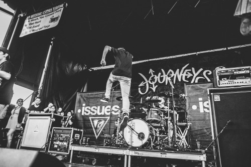 issuesofficial:  Ventura, CA Photo: Ashley Osborn