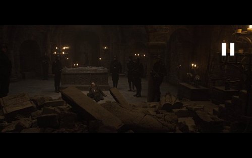 therealsongbirddiamondback:  For your consideration: DOES THIS SCENE FROM AVENGERS: AGE OF ULTRON HAPPEN IN THE SAME PLACE FROM CAPTAIN AMERICA: THE FIRST AVENGER?!!!