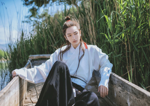 ziseviolet - fuckyeahchinesefashion - @星野 Traditional Chinese...