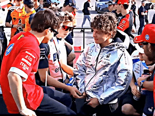 Charles Was Very Curious About Kimi's Jacket 😭