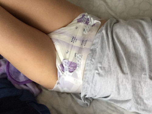 cemiso:  Oh. my. goodness. what. a. cute. bed. outfit. * __ * 
