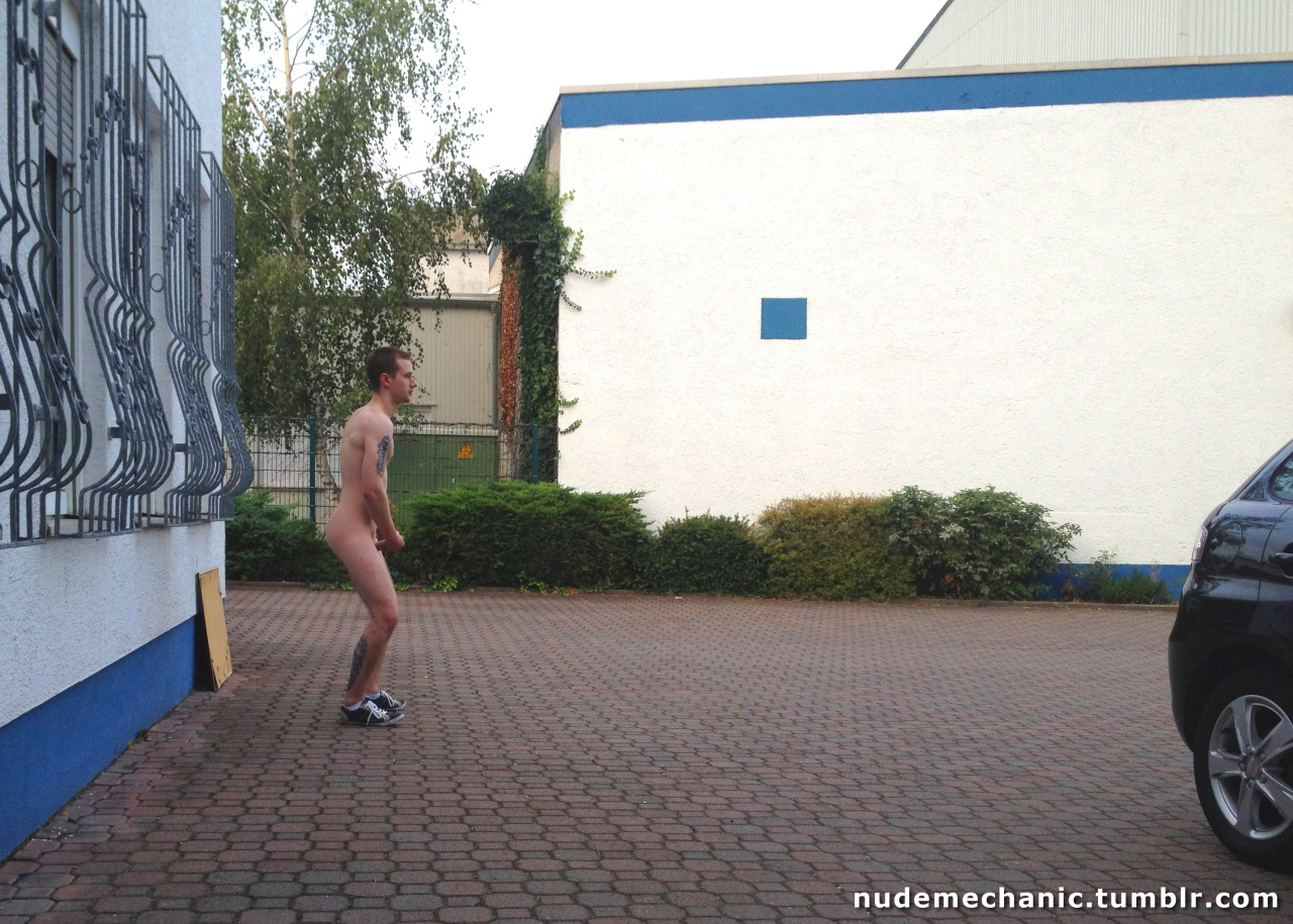 Masturbating naked in public is an awesome way for a man to show his stuff!