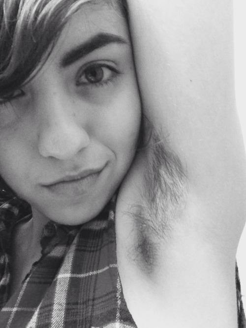 youngninelifer: spectacularly hairy pits ;^) I reblogged your photo on www.dont-shave.com