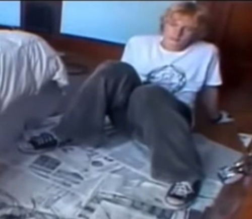 Anime Girl Knees Vs Manspreading