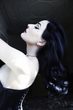 simonlekiasphotographs:  Dita von teese 