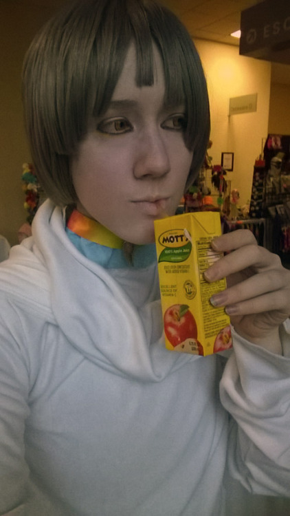 toppledcards: So I just got back from my only evening of MatsuriCon (sobs) and I ended up shooting 