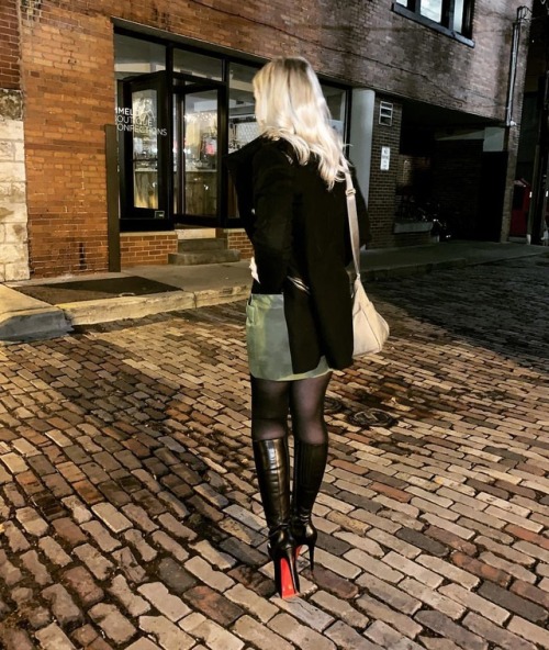 Boot weather #louboutinworld #boots #redbottoms #christianlouboutin #louboutin #nylons #highheels ht