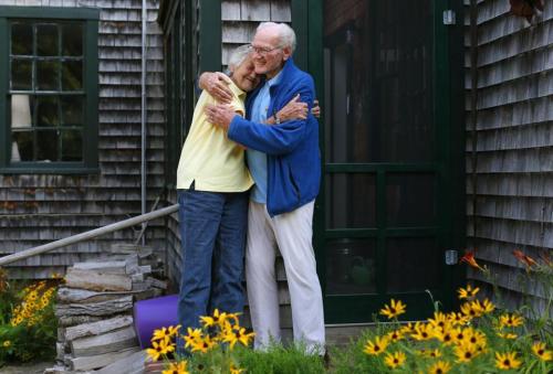 webofgoodnews: Cynthia Riggs got a summer job in a geology lab back in 1950. She befriended her coll