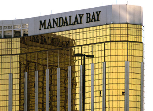 pedalingontheroadoflife:Doing what I can to be a team player after coming in to the mass shooting coverage a bit late. Was down in the Mandalay Bay area for a short while trying to make whatever images I could when asked to head over to UMC for some careg