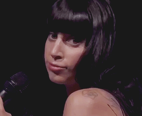 strongfemale:  ok but  she goes from fucking sexy bastard  to adORABLE LITTLE PRINCESS in hALF A SECOND HOW IS THAT POSSIBLE 