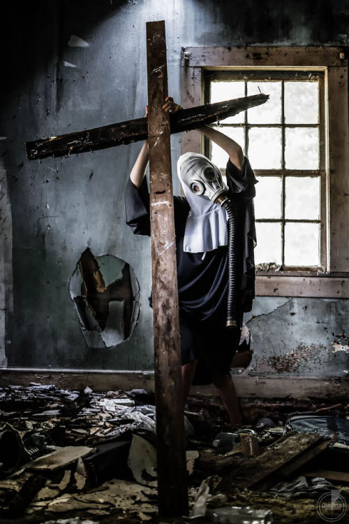 “COLOR OF MY SIN” Capture &amp; Concept: @okofoto