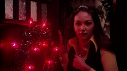brundleflyforawhiteguy: “The calls are coming from inside the house!” Black Christmas (1974) 