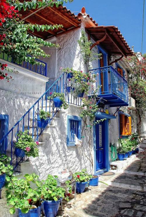 inaamshaheen:‘Part of Greece | Colors of Greece’ by Paul Biris