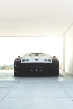 azearr:  Bugatti Veyron | Source | Azearr