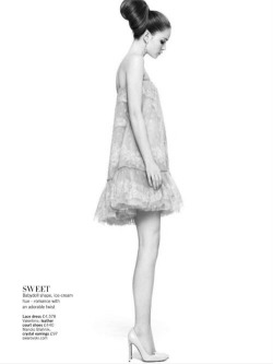 black-white-and-bold:  Dress by Valentino 