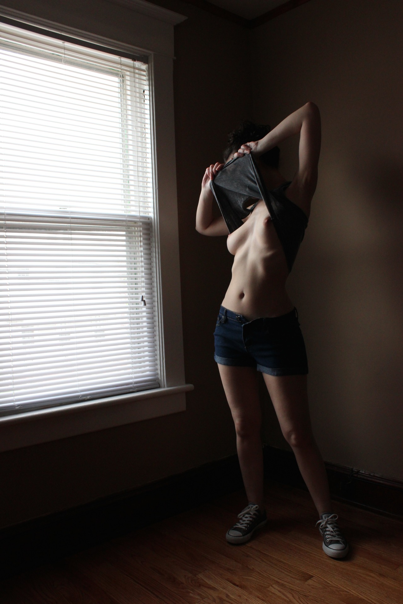 bendywithboobies:  electricsexdoll:  Anonymous version 2  I see denim!