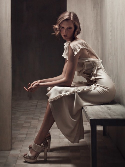 editorial-journal:  Donna Karan Spring 2011 Campaign 