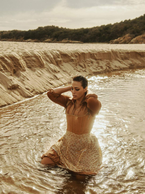 frogmp3:shialablunt:ASHLEY GRAHAM BY LACHLAN BAILEY VOGUE PARIS NOVEMBER 2018 every time one of you 