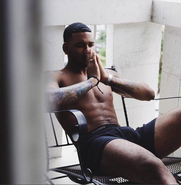 lamarworld1:  lamarworld1:Prince Michael of Love &amp; Hip Hop Miami booty &amp;