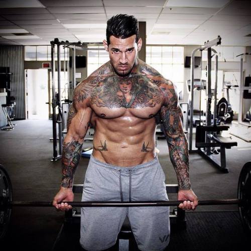 DADDYALPHAMALE
