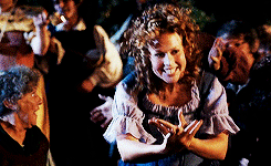jimmytolans-blog:  lotr meme: ten scenes [9/10] → a long expected party 
