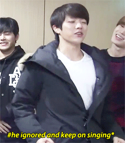 kimseoulgyu:  sungyeol when he is too hyperactive 