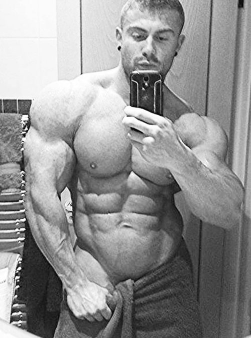 Sex  Muscle Bros wanna show off ? Show off your pictures