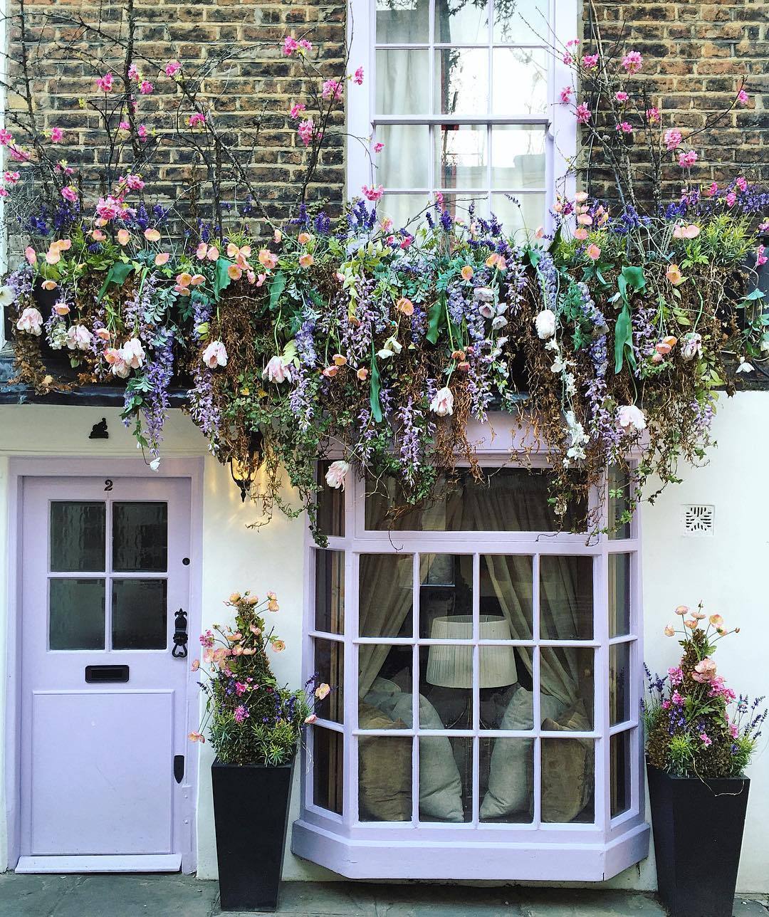 andantegrazioso:British facades |  thedoorsofldn  
