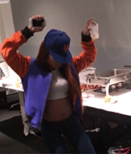 pinkloveeeee:  xxvalleygirlxx:  aeridb:  When “Drunk in Love” comes on …  Yasss